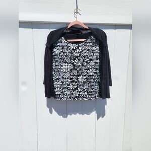 Black and White Floral Shirt | Size Petite Small | Shoulder Accent